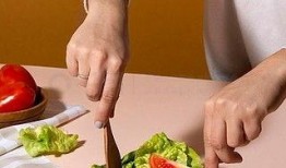 两人吃瓜视频模板下载免费,揭秘两人吃瓜视频模板，免费下载，轻松打造热门短视频！