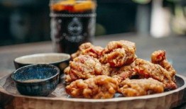 小炸肉串爆料视频播放下载,独家爆料瞬间走红网络