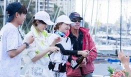 花少3在线观看,青春之旅，浪漫邂逅，在线观看带你领略异国风情